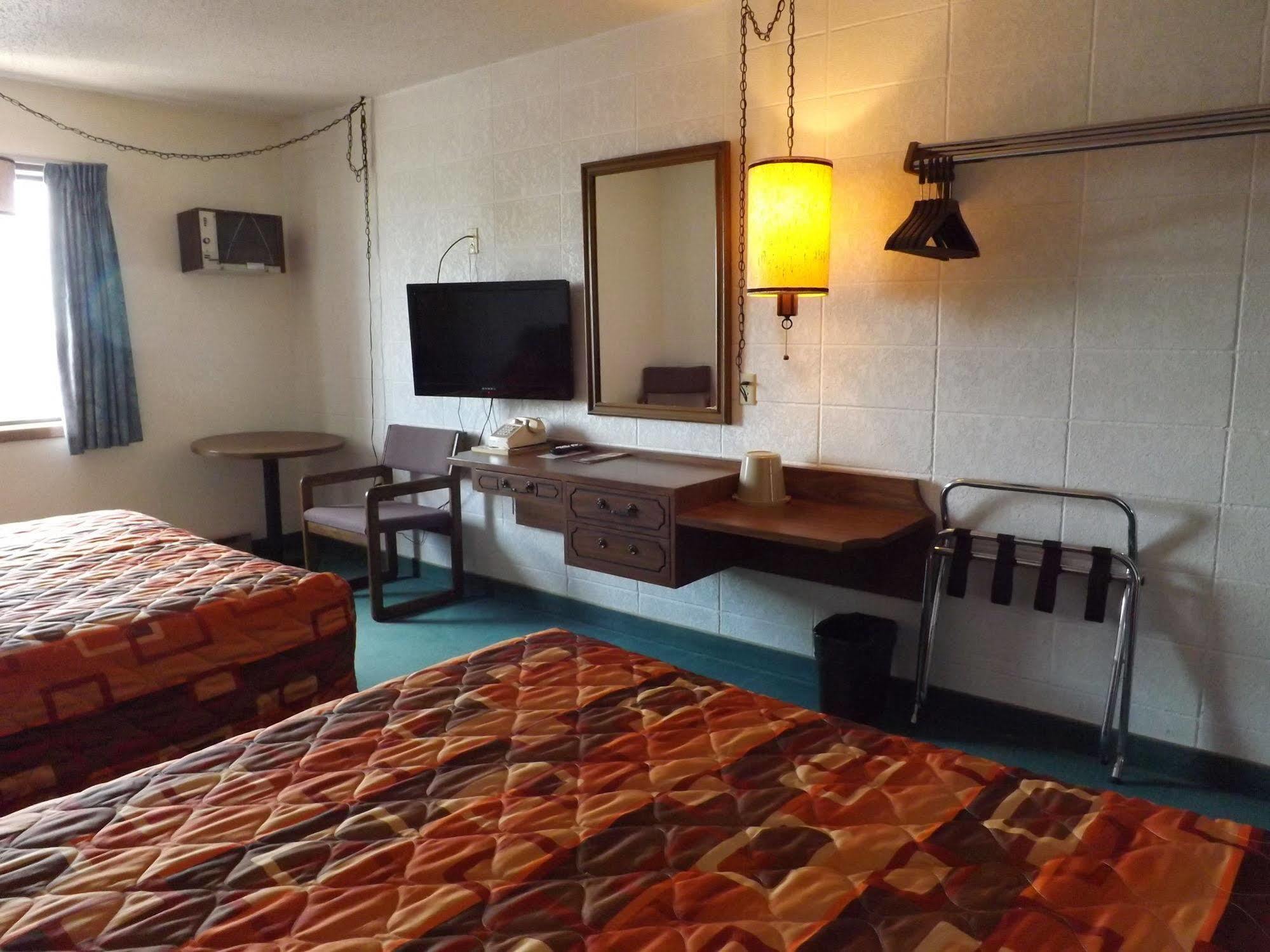 American Inn Express 머도 외부 사진